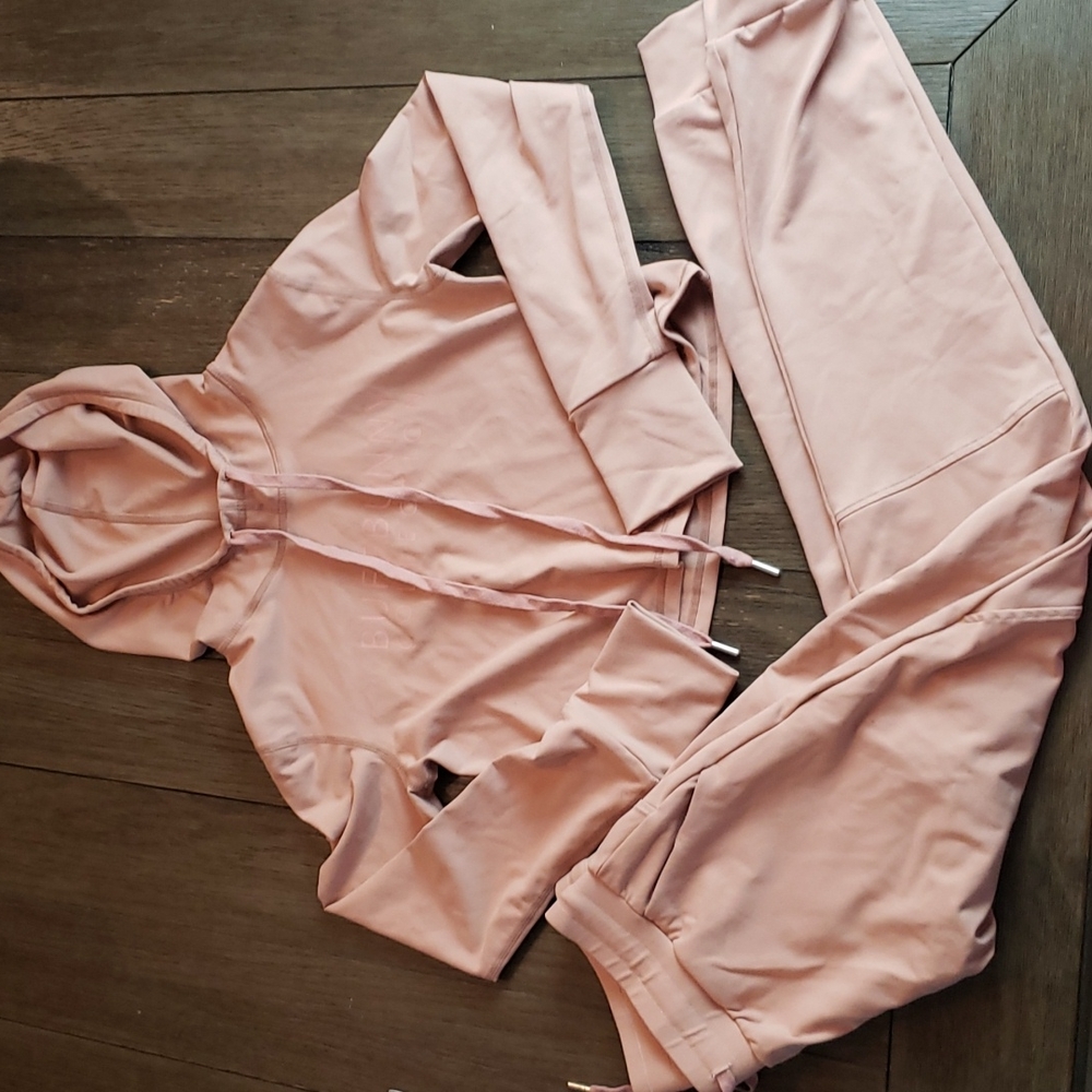 Buffbunny Lounge Set